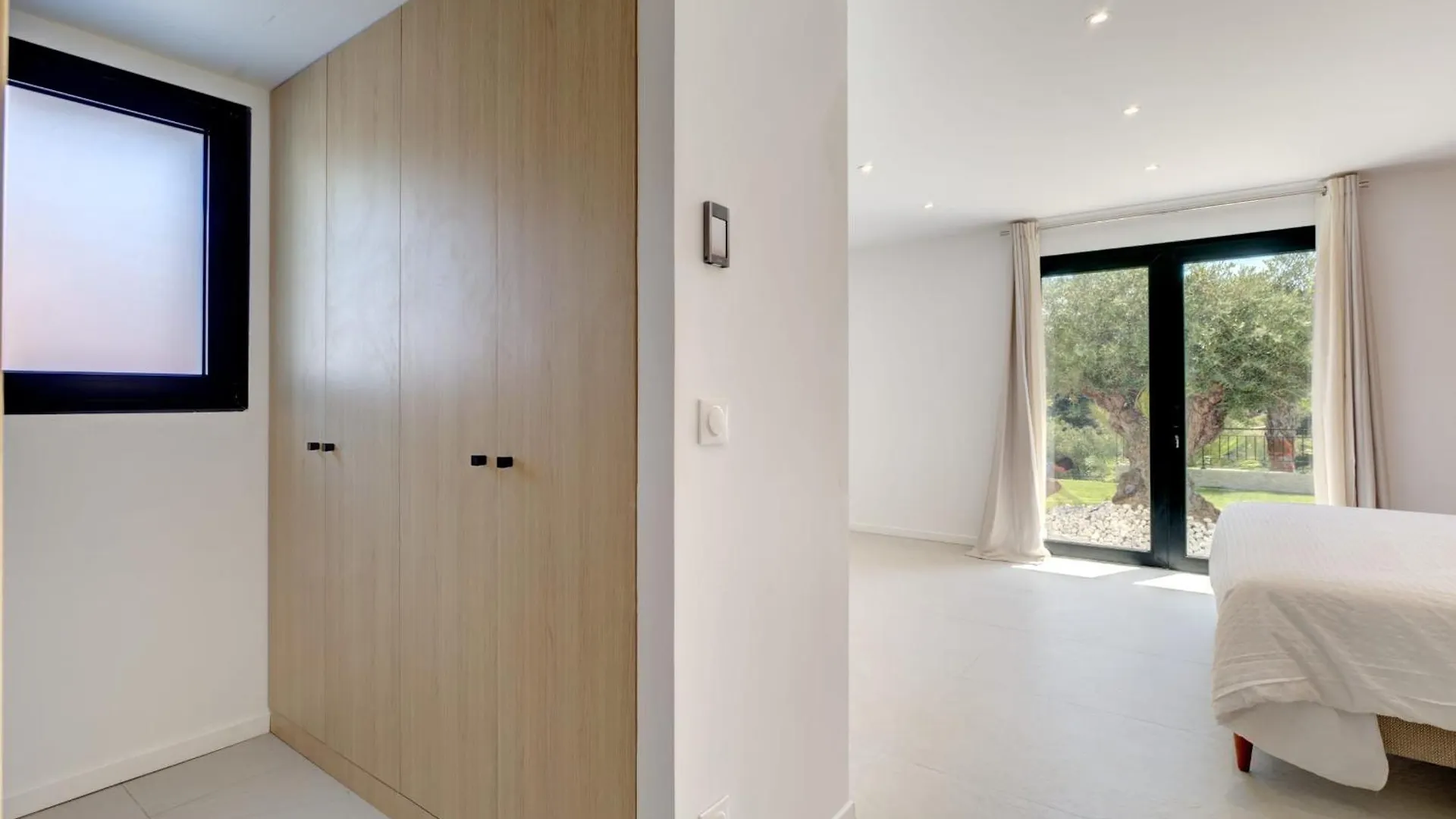 Brand New 6 Bedroom Villa With Pool Vallauris France