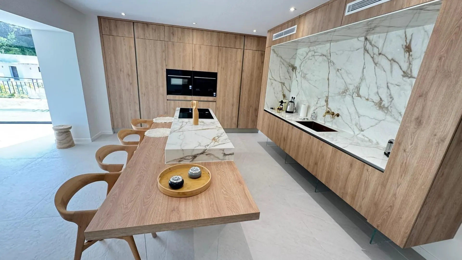 Brand New 6 Bedroom Villa With Pool Vallauris 0*,  França